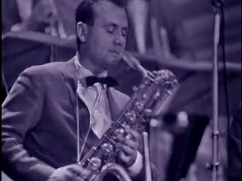 Boogie pro Jarmilku -- zpívá Tomislav Vašíček