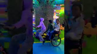 Download lagu Rina naik sepeda roda tiga sama Andi dan ina seru bangat🤩🤩🤩#shorts mp3