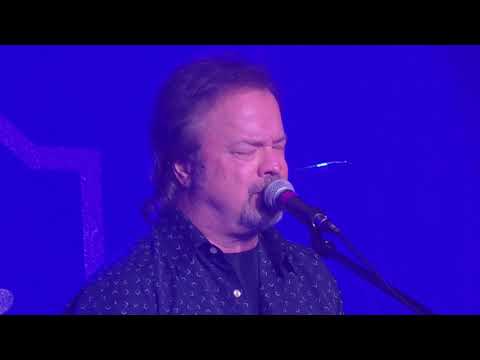 Fast Movin' Train (Live at the Cash Creek Club) - Larry Stewart with Cash Creek