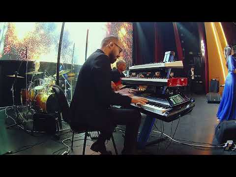 Eshgin Aghayev - “Февраль” (Live Keyboard Cam)