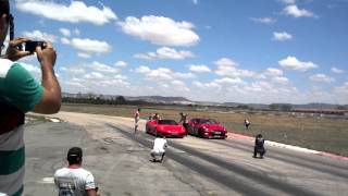 preview picture of video 'FERRARI ARREGA PARA SKYLINE GTR EM CARUARU 24/03/13'