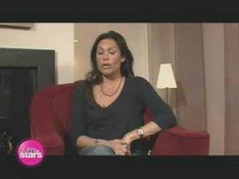 Astrid Veillon - "J'ai failli mourrir à cause de la drogue"