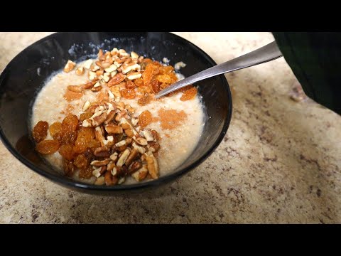 Nutty Oatmeal (Easy! Microwave! Vegan!)