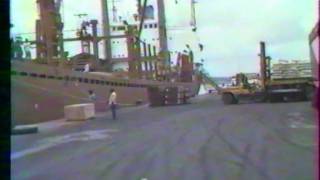 preview picture of video 'Le Port d'Abidjan en 1985'