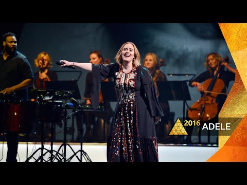 Adele - Hometown Glory (Glastonbury 2016)