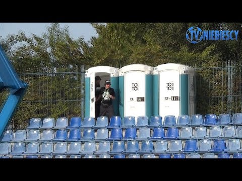 A co się dzieje w toitoiu?