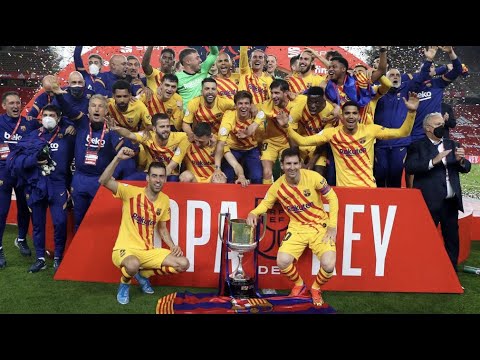 Leo Messi lifts the trophy! (BARÇA COPA DEL REY CELEBRATION) 🔵🔴