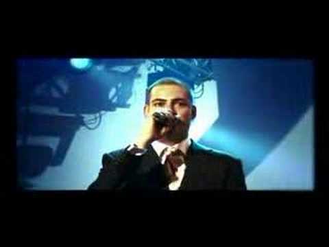 Lange Frans & Baas B - Het Land Van - Live (2005) (Official Music Video)