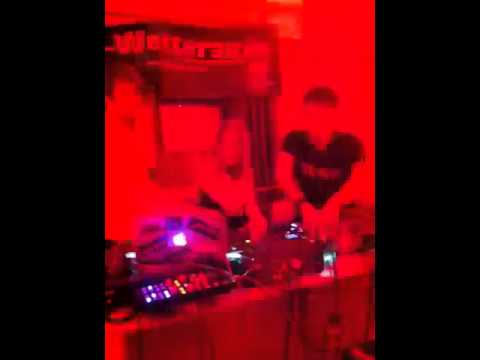 PIK-FEIN b2b LADYDELUXxXE @ GEBT8 / HÜTTENZAUBER ⎢ ONKEL TOMs HÜTTE ⎢ 06.09.14