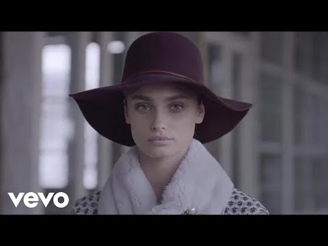 EuroDisco Life - Million Roses (NEW Italo Disco) ft. Dariusz Ejdys