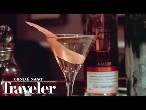 How to Make a James Bond's 'Vesper' Martini | Condé Nast Traveler