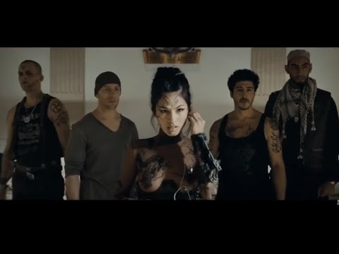 Best Of Banlieue 13 : Ultimatum (2009) District 13: Ultimatum - Tao fait la misère aux keufs (Tao !)