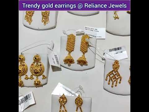 Trendy gold earrings @ Reliance Jewels
