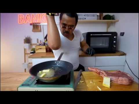 Fake Nusret burns himself 😂