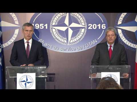 NATO Secretary General with the Foreign Affairs Minister of Italy, 14 OCT 2016