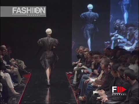 KRIZIA Fall 2004 2005 Milan - Fashion Channel