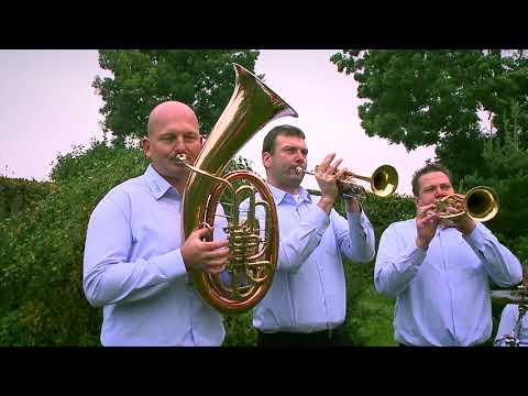 JÁSALKA BAND - Červená sukýnka