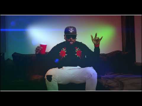 PRINCE CAPUCINO (LE BLEDAAR)   HALLO HALLO CLIP OFFICIEL