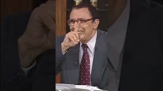 حيث يذكر ضمير التعظيم في القرآن لا بد أن يكون قبله أو بعده ما يدل على الإفراد image