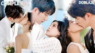 【Comp】Mi marido dejó que su amante me humillara en el bar, sin saber que yo tenía a alguien mejor.