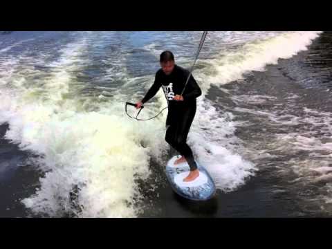 OLAS UTMANING: HELIKOPTER-SURFING