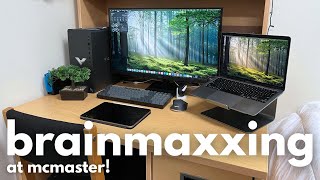 My University Dorm Desk Setup for 2025