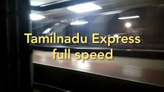 preview picture of video 'Tamil Nadu express at full speed'