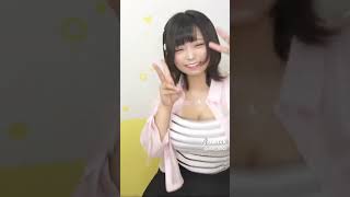 【TikTok】　セクシーな縦動画：aco__0707看護学生あこ?#かわいい #可愛い#美女#dance