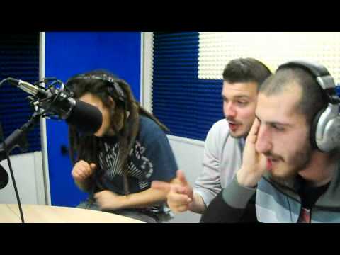 Rhoyal Sound sing "La vogliamo femmina" live @ Surfista da Camera OkMusik.com