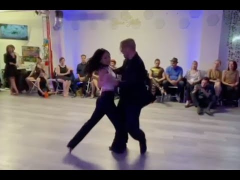 Helen Wang & Luciano Des - Olvidalo y Volvera por Mas - New York