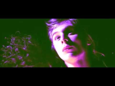 OmenXIII & Madi Larson - Circles (Prod. OmenXIII)