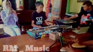 Download lagu REMBULAN - IPA HADI _ Versi Latihan Dangdut Electone mp3 Download lagu REMBULAN - IPA HADI _ Versi Latihan Dangdut Electone mp3