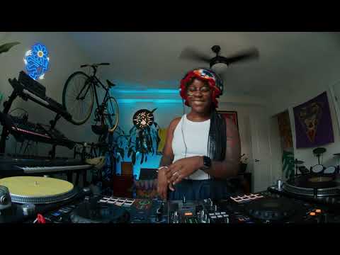 A NEO-SOUL SOUNDSCAPE FT. D'ANGELO, THE INTERNET, ANGIE STONE, MOONCHILD, SAULT, ERYKAH BADU & MORE