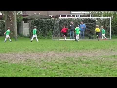 Baronie F10 -  Unitas `30 F14,  uitslag 5 - 2,  25- 04- 2015.