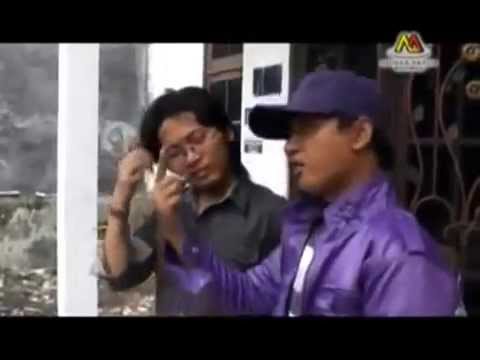 Dialog Lucu Bahasa Madura - Santri kok Dites