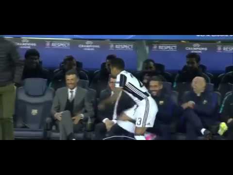 Dani Alves meets some Barcelona Old Friends right before Kickoff | Barcelona 0-0 Juventus (Agg 0-3)