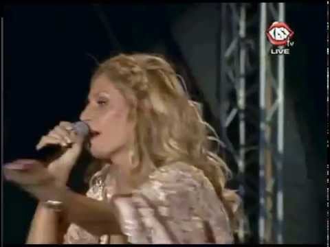 Laurentiu Duta feat Andreea Banica Shining heart @ Media Music Awards 2012