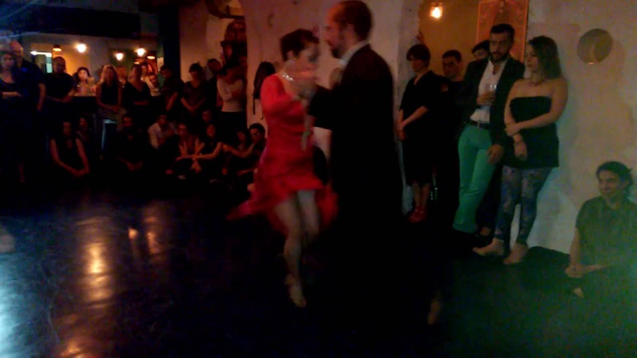 La Tranquera Tango Club- Adrián Romero y Angi Ordóñez (Tango Negro)