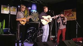 The Travelling Twisted Trio: Wexford Road