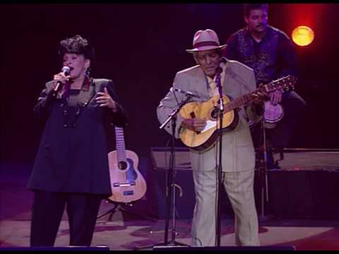 Compay Segundo - Fidelidad feat. Omara Portuondo (Live Olympia París 1998)