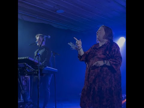 Hurma - Ainutkertainen (viitottuna)