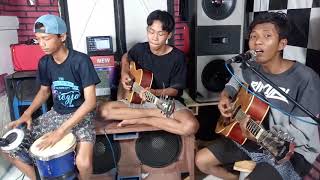 Download lagu KERUDUNG PUTIH   H  Rhoma Irama Cover by YEZ Grup mp3