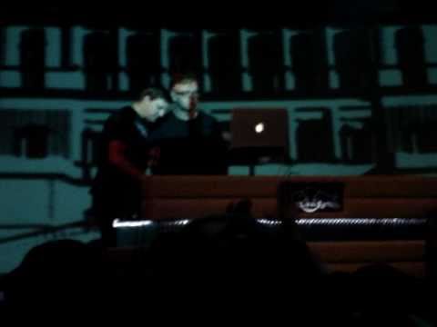 Andy Fletcher is lazily mixing some good old tunes @ Crystal Hall, Kyiv, UA