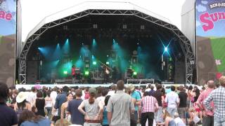 Guillemots Get over it live at Clapham Common 2008