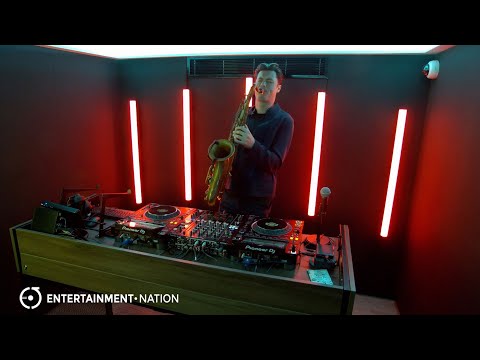 Nick On Sax - Mr Saxobeat (with DJ)