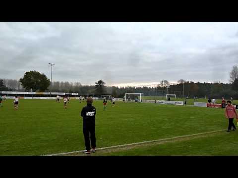 2011okt29 Alblas-GR.LINDT C1 - Aanval-schot-goal.MTS