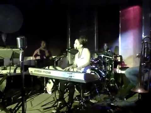Phyllisia Ross with Eclipse - Been So Long (Anita Baker Cover)