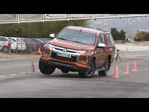 Mitsubishi L200 2019 – Maniobra de esquiva (moose test) | km77.com