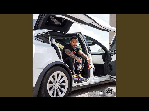 Streets (feat. Bigbandz Trippy)