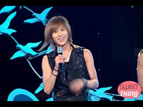 [fancam] 100729 SHINee Taemin discovers fan's camera @ Sea festival